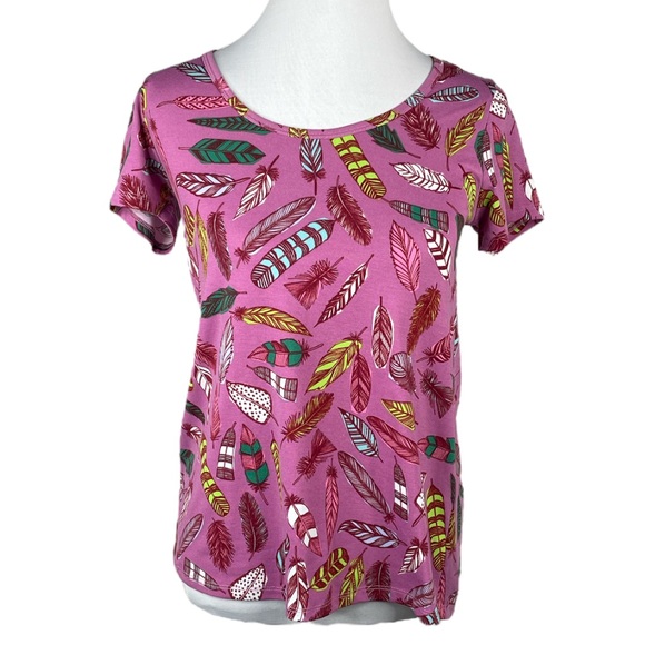 Lularoe Irma Feather Print Scoop Neck Hi-Lo Hem Short Sleeve TShirt Size XXSmall - Picture 6 of 6